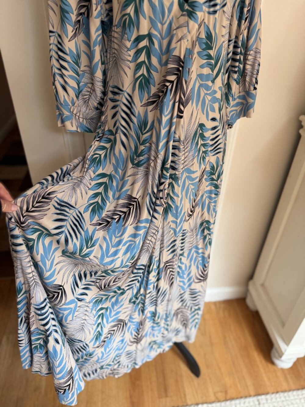 Walker & Wade Maxi Dress - Picture 3 of 4